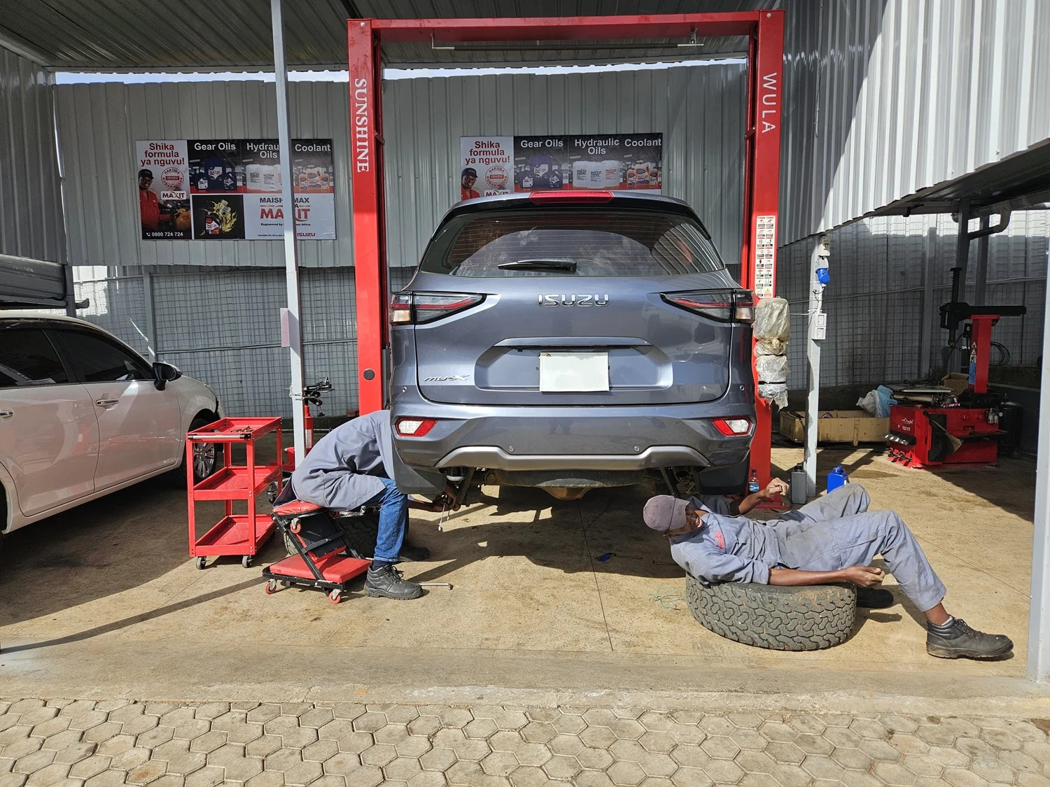 Service Bay at Smartlake Motors
